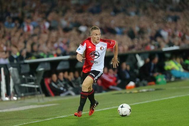 西多夫之子在昨日被丰塞卡征调 跟米兰一线队训练