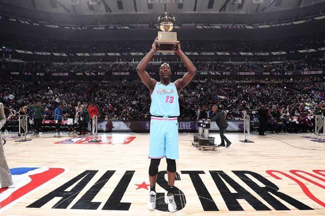 阿尔瓦雷斯加盟马竞后打进11球 同期队内射手王